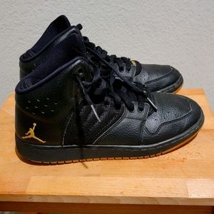 Youth Jordan Sneakers  6.5Y